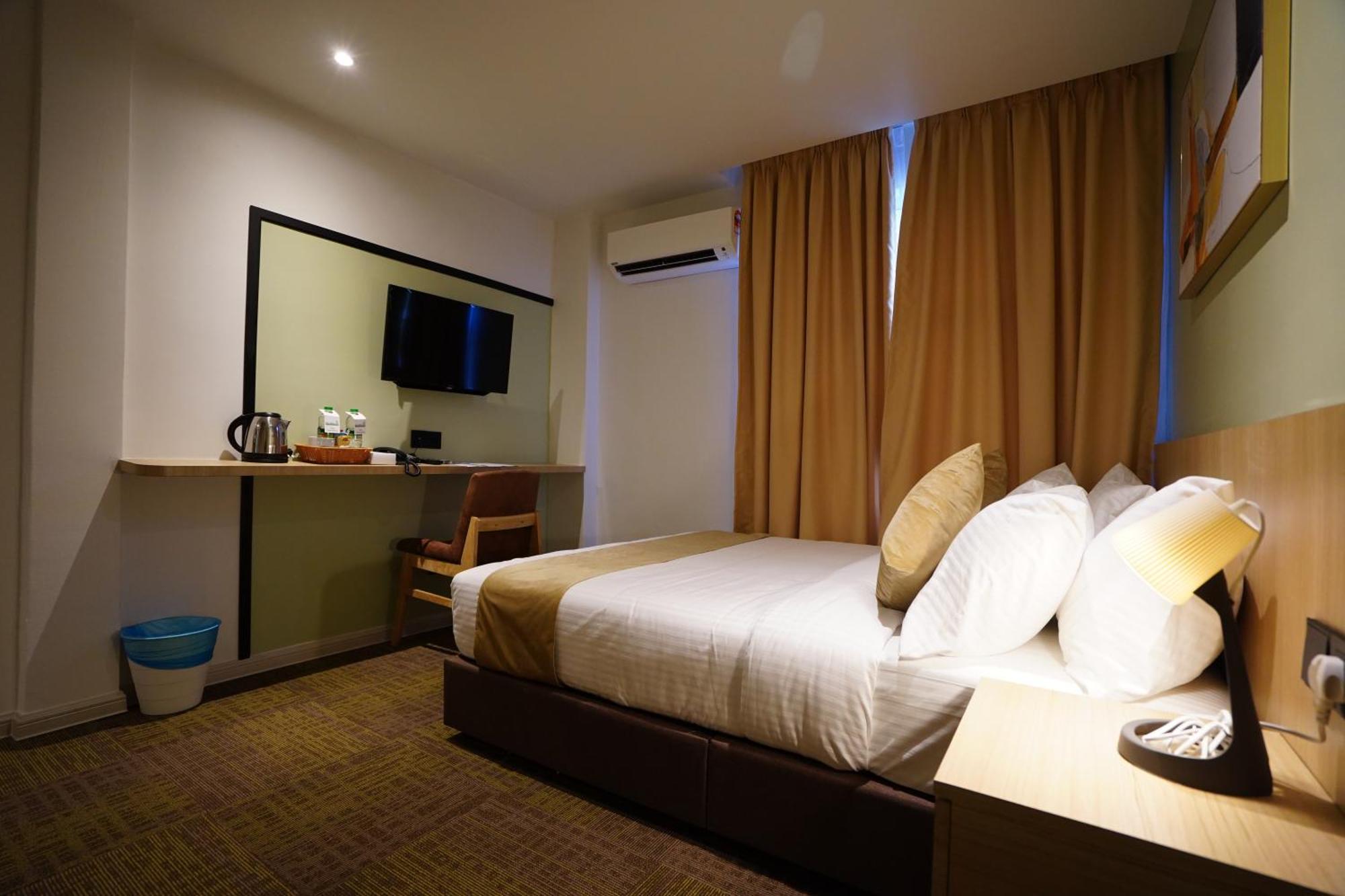 Queen Room - Disability Access